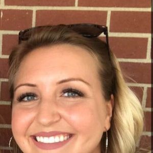 Meet your Posher, Courtney